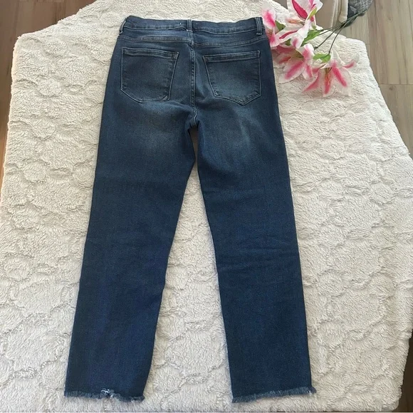 Kensie The Slim Straight Dark Blue Ankle Raw Hem Cropped Jeans - Picture 8 of 9